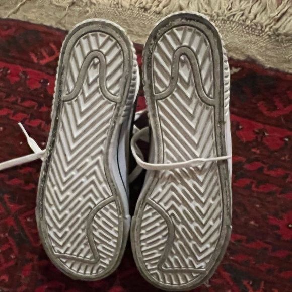 Nike Court Legacy Lift Sneaker - Picture 6 of 8